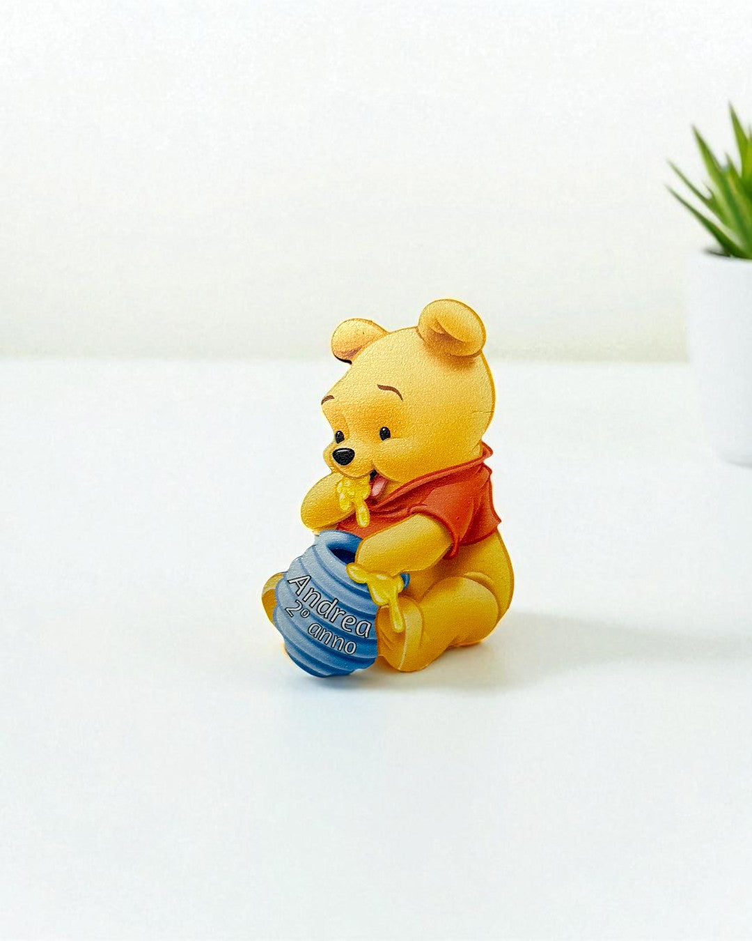 Magnete personalizzato Winnie the Pooh in legno